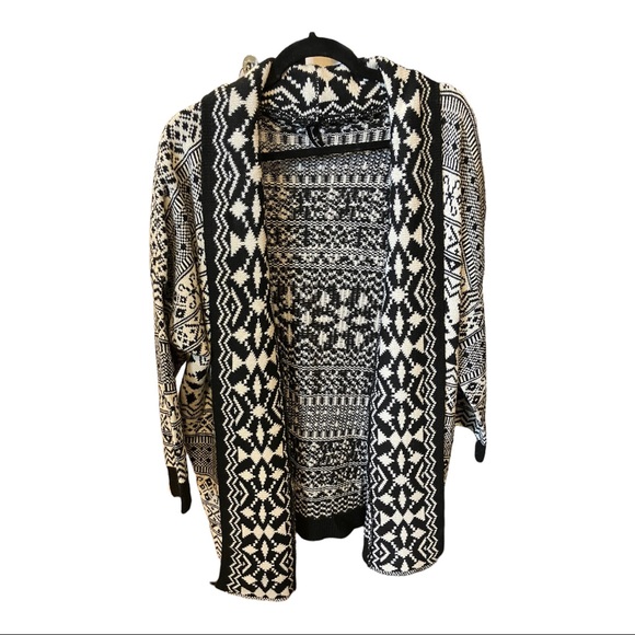 acred Threads Sz L-XL Black & Cream Knit Open Front Oversized Fair Isle Cardigan - Picture 2 of 10